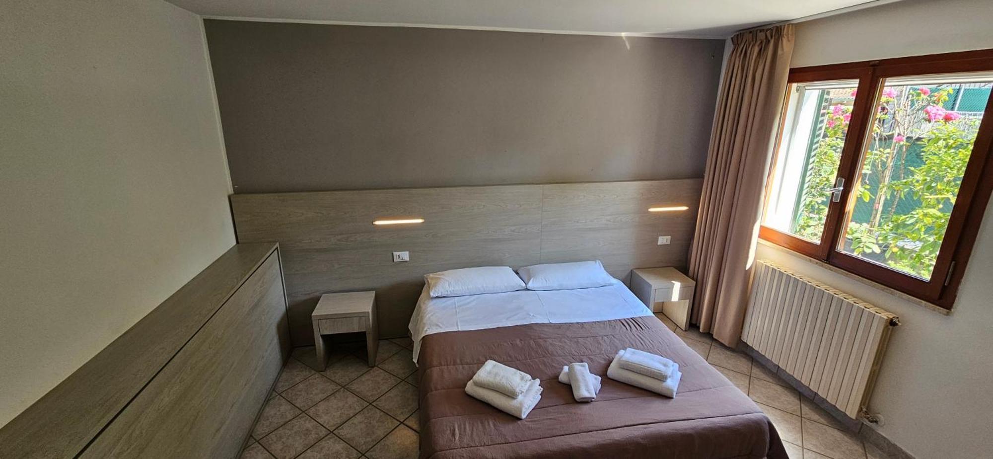 Regina Hotel E Ristorante Пунта-Марина Екстер'єр фото